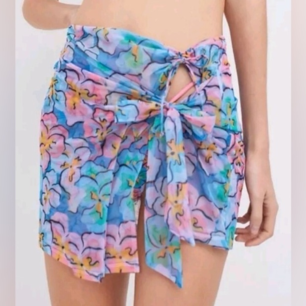 For love and lemon NWT floral bikini swimsuit coverup mini wrap sheer skirt S